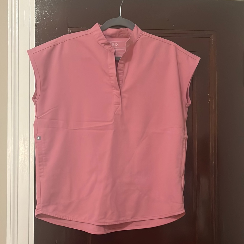 Figs Women’s Rafaela - Mandarin Collar Scrub Top - XXS / Chalk Pink
